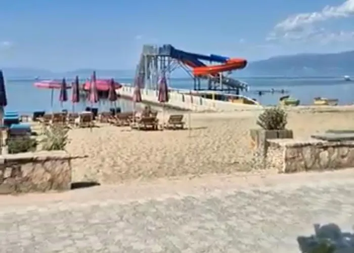 Laura Apartamento Pogradec